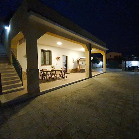 Villa La Sosta - 150M Dal Mare - Patio Privato E Areal Relax أرينيلا المظهر الخارجي الصورة