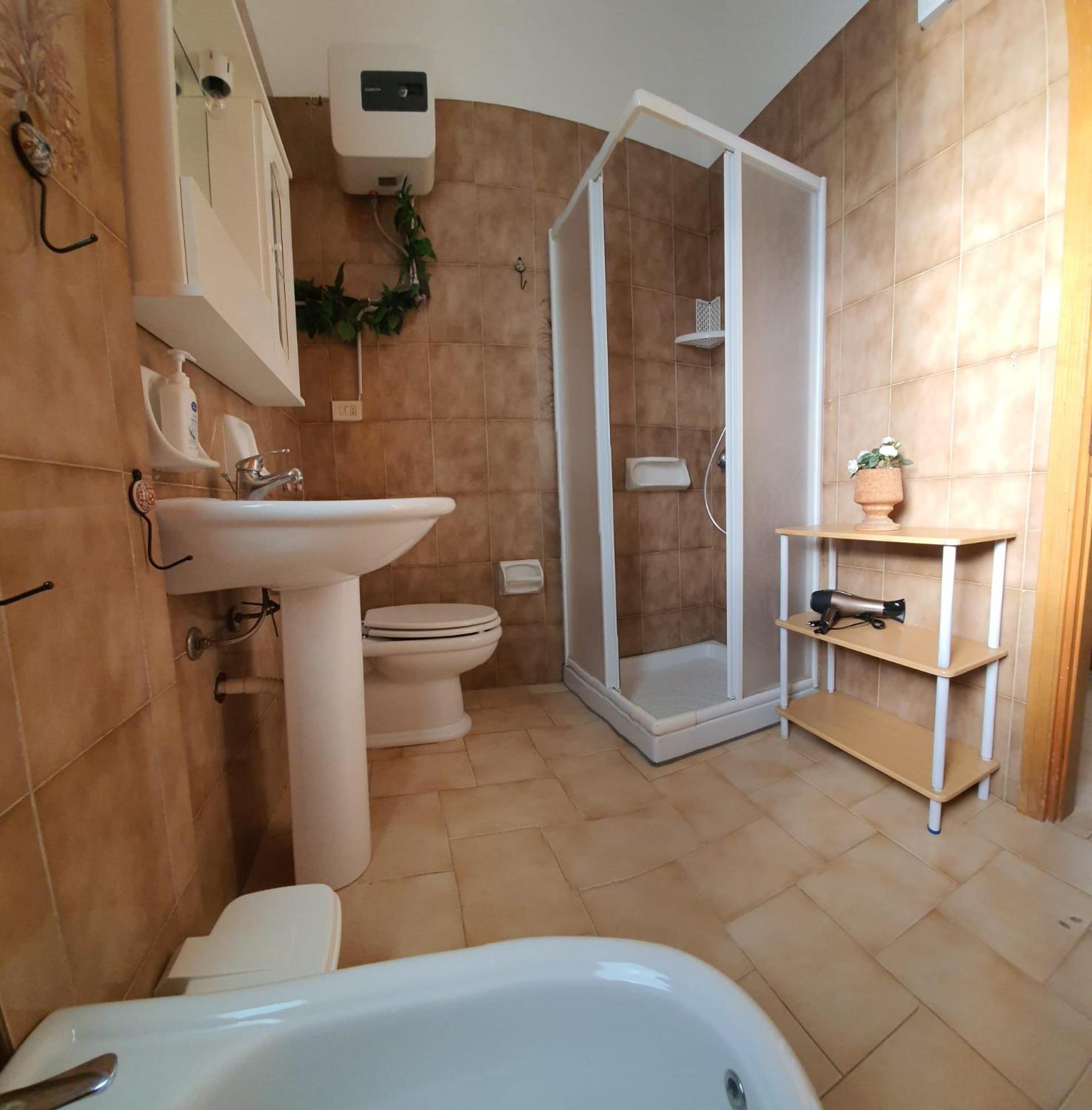 Villa La Sosta - 150M Dal Mare - Patio Privato E Areal Relax أرينيلا المظهر الخارجي الصورة