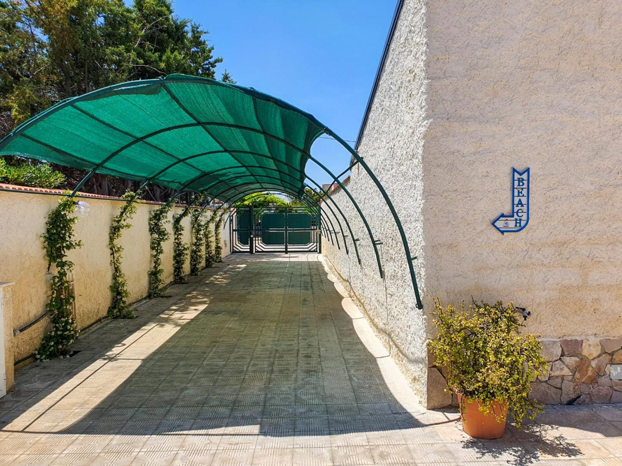 Villa La Sosta - 150M Dal Mare - Patio Privato E Areal Relax أرينيلا المظهر الخارجي الصورة